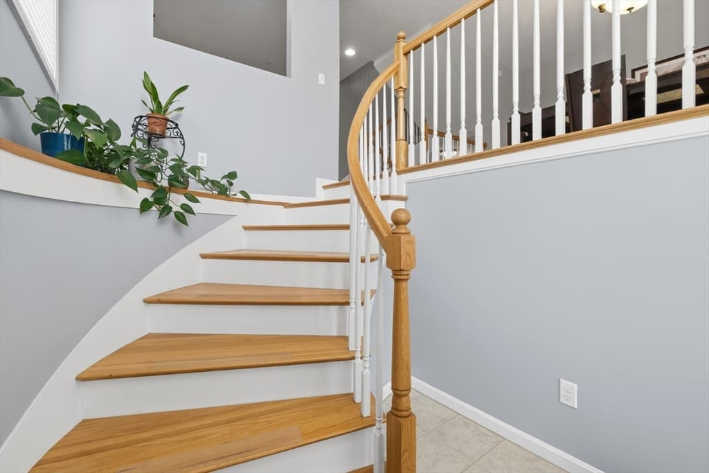 23 Governors Way # D, Milford MA 01757 photo 2