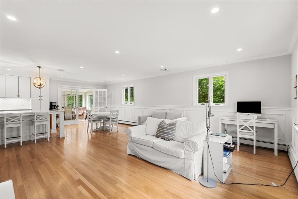 Single Family Residence at 20 Parsons Dr., Swampscott MA 01907, Swampscott, photo 12 of 30