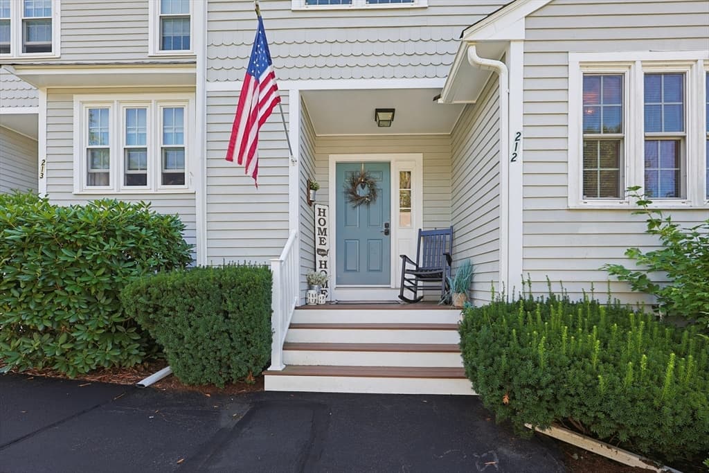 212 Laurelwood Dr # 212, Hopedale MA 01747 photo 2