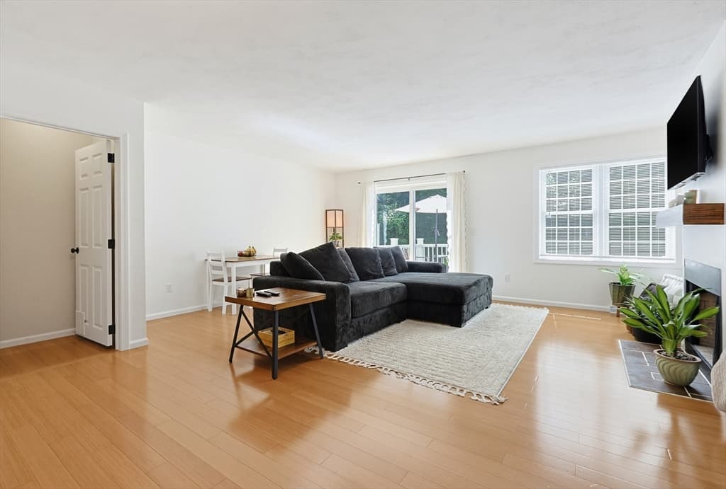 212 Laurelwood Dr # 212, Hopedale MA 01747 photo 13