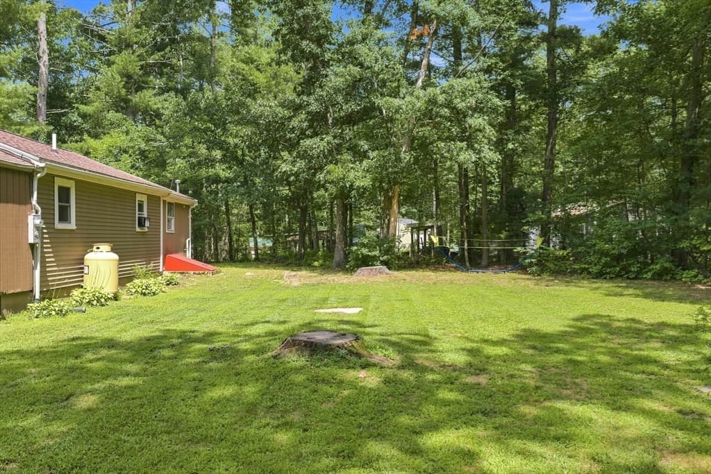 40 Lake Shore Dr, Middleboro MA 02346 photo 31