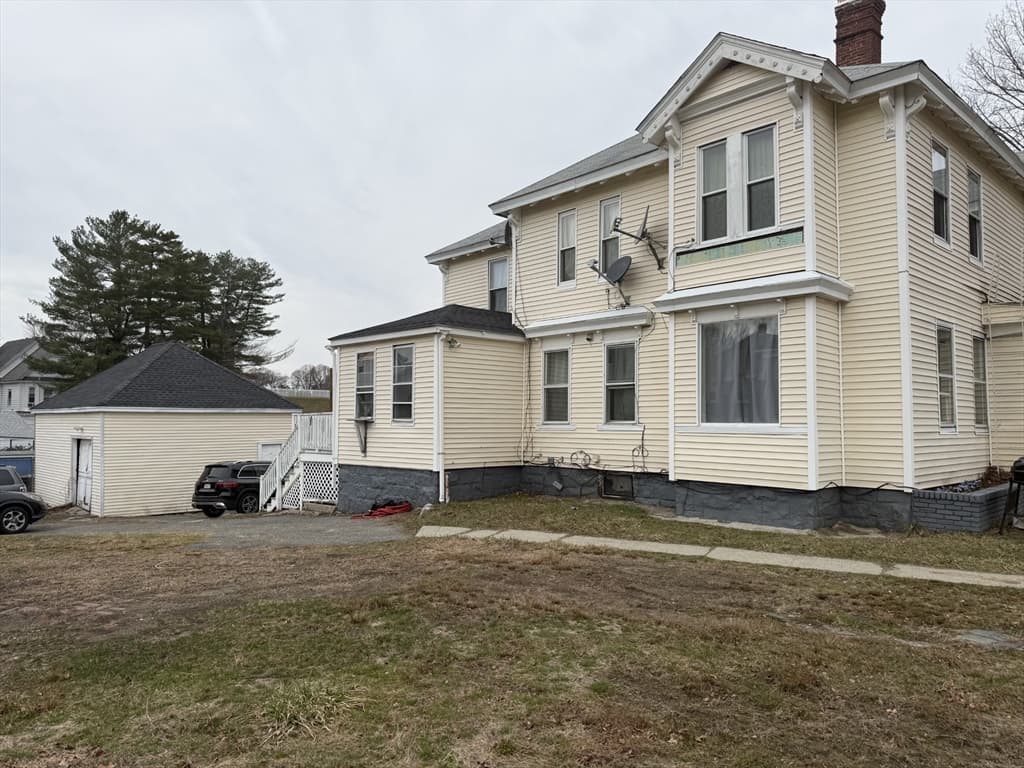 16-18 Highgate, Lawrence MA 01841 photo 2