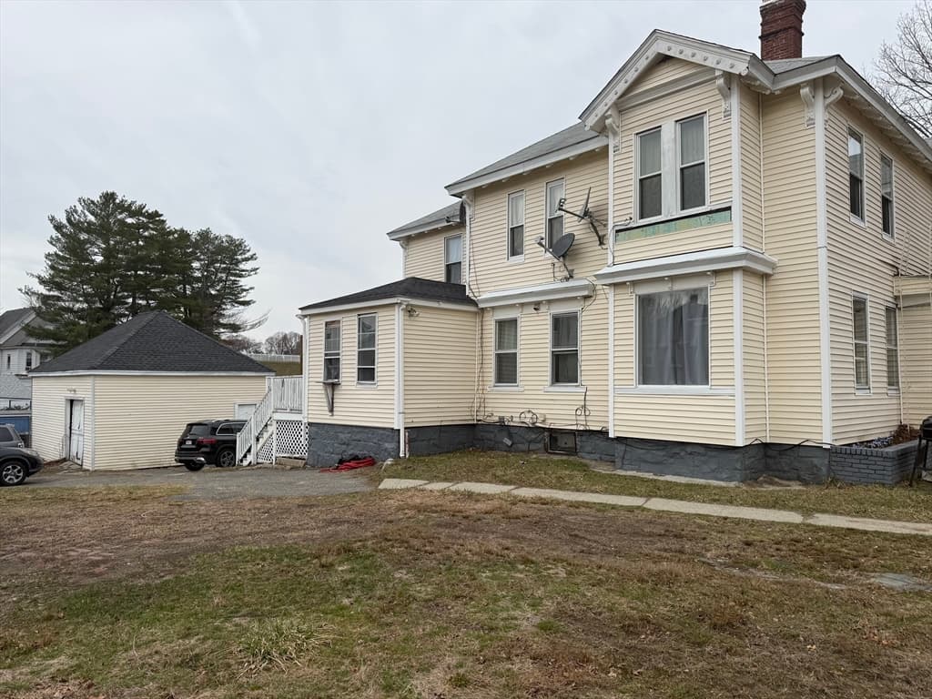 16-18 Highgate, Lawrence MA 01841