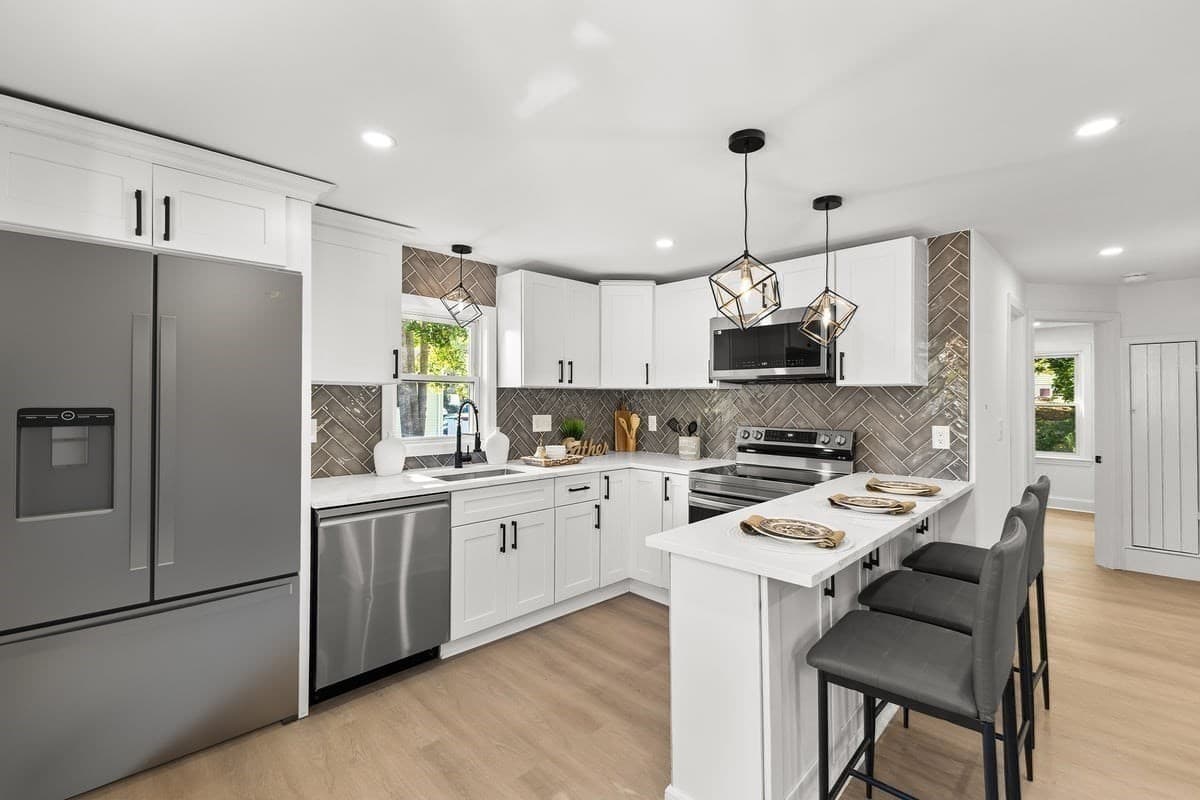 26 Lamb St, Attleboro MA 02703