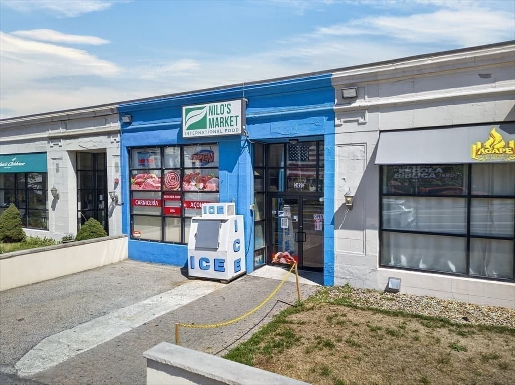 342 Washington St, Quincy MA 02169 photo 3