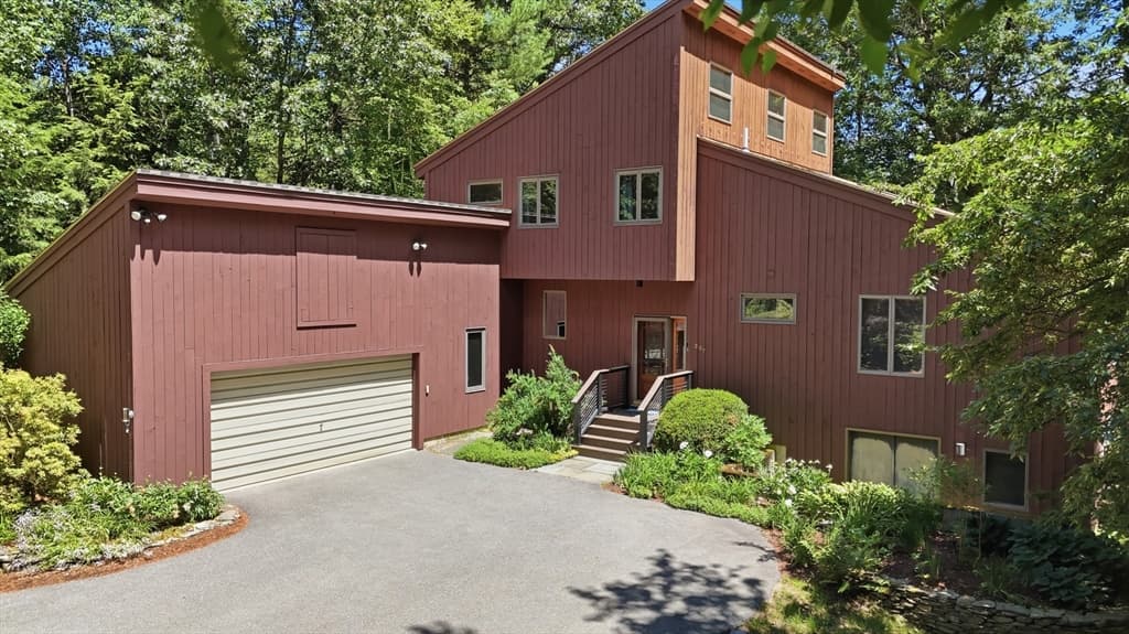 297 Reedy Meadow Rd, Groton MA 01450 photo 2