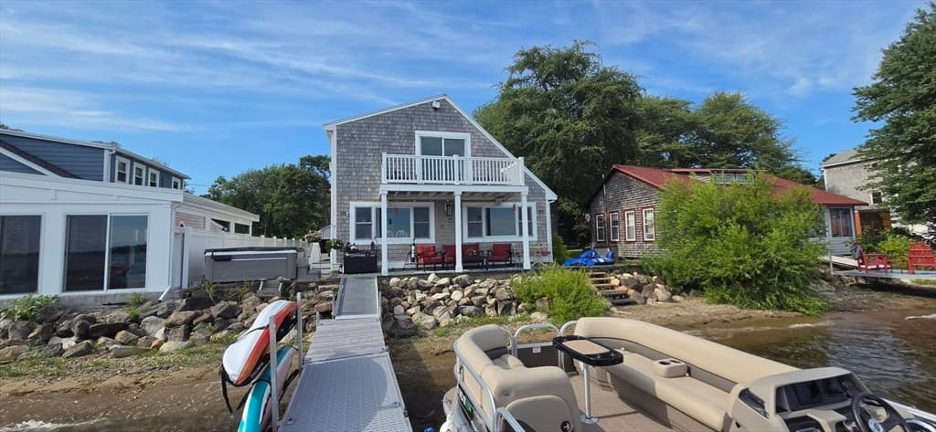 Single Family Residence at 145 Staples Shore Rd, Lakeville MA 02347, Lakeville, photo 4 of 33