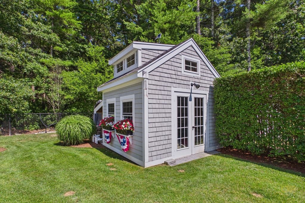 8 Park Place, Mattapoisett MA 02739 photo 22