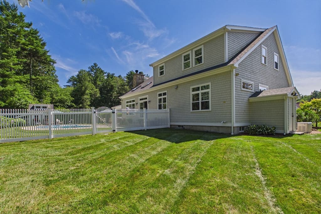 8 Park Place, Mattapoisett MA 02739 photo 38