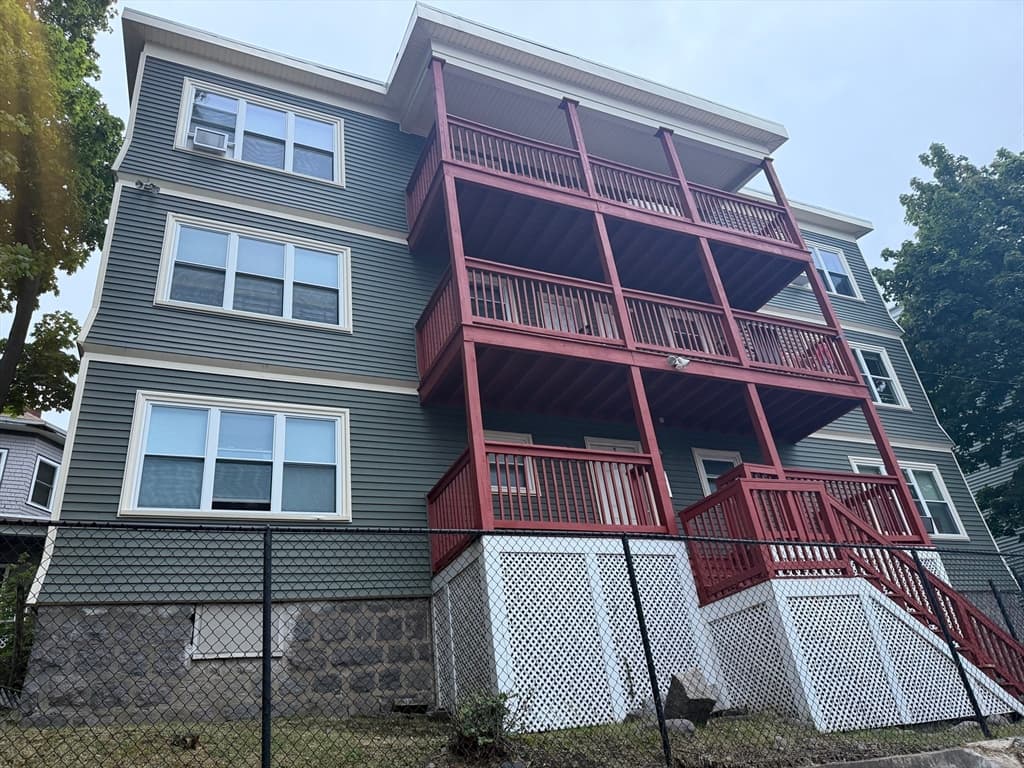 125 Rosseter St, Boston MA 02121 photo 12