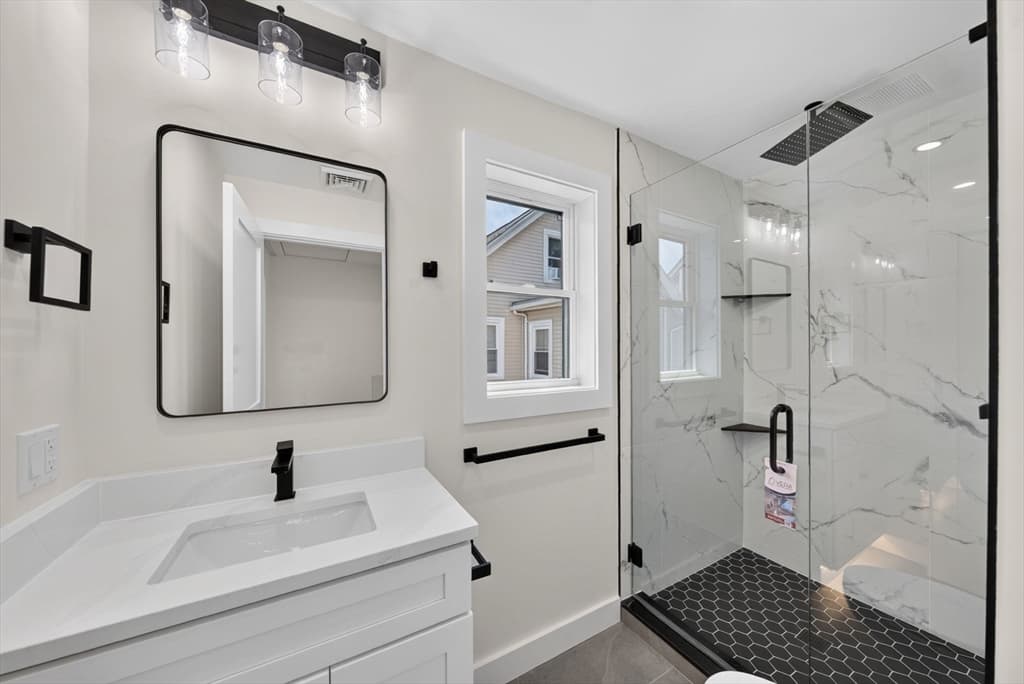 20 Washington Pl, Malden MA 02148 photo 12