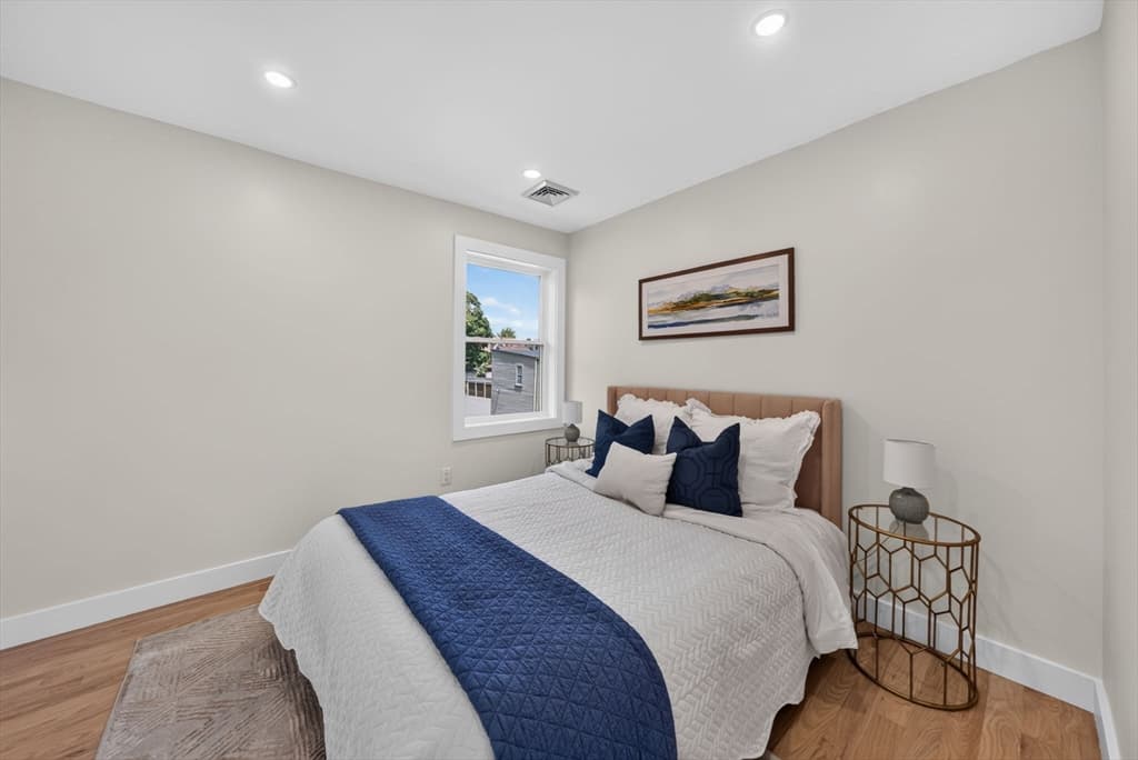 20 Washington Pl, Malden MA 02148 photo 9