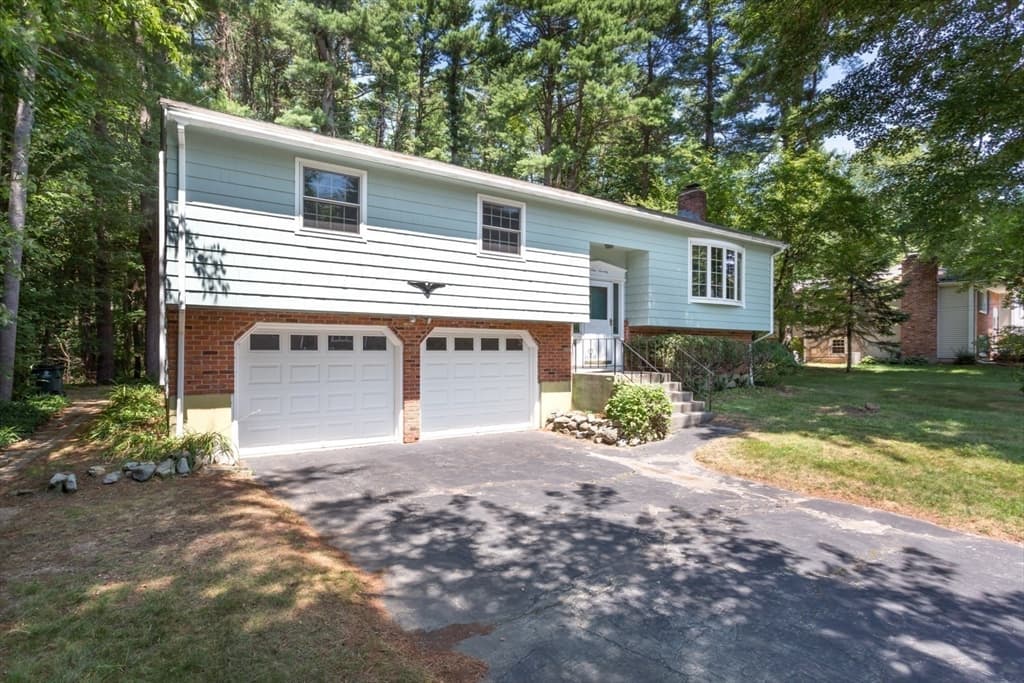 170 David Rd, Franklin MA 02038