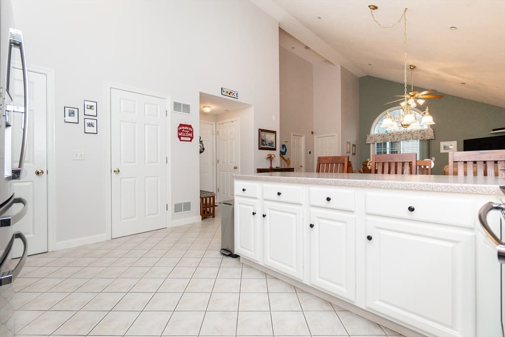 304 Village Ln # 304, Bellingham MA 02019 photo 6