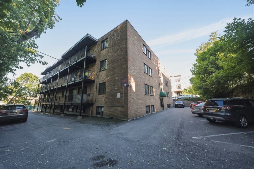 10 Coffey St # 25, Boston MA 02122