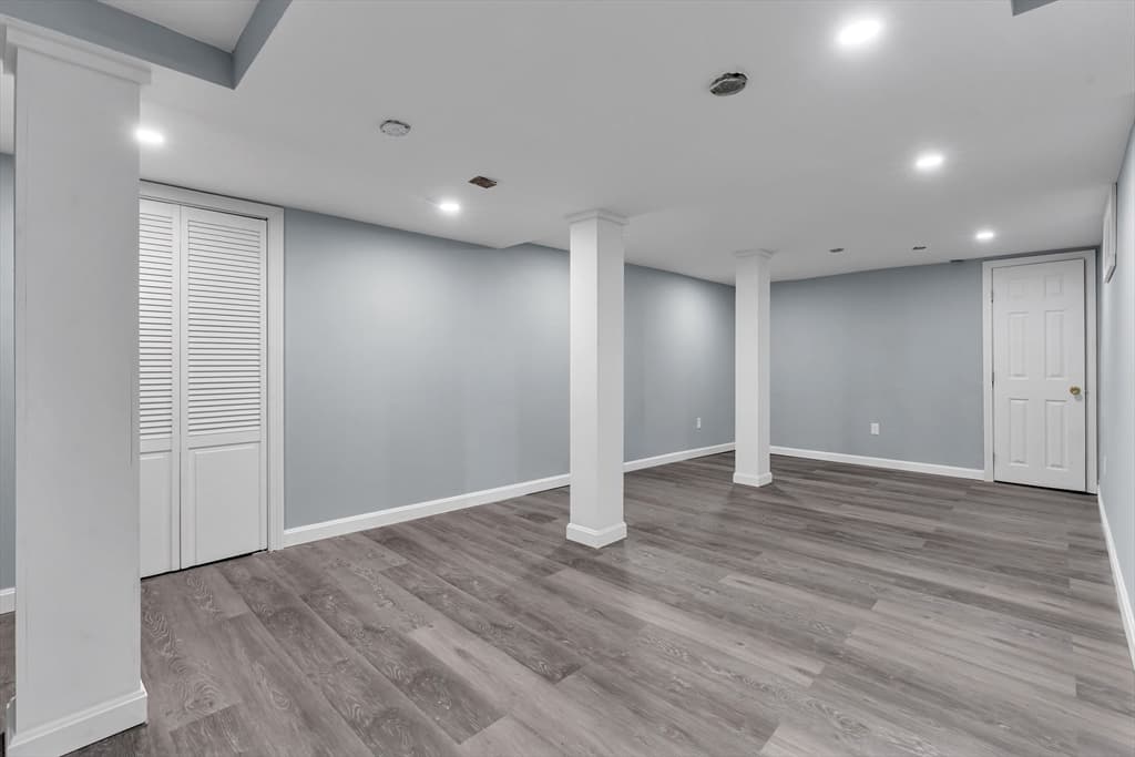 2 Clarendon St, Taunton MA 02780 photo 35