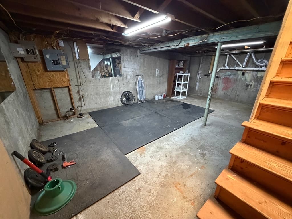63 Prairie Ave, Swansea MA 02777 photo 17