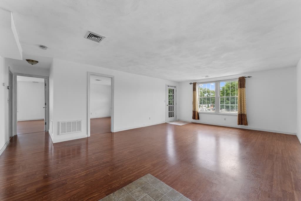 24 South St # 21, Medford MA 02155 photo 4