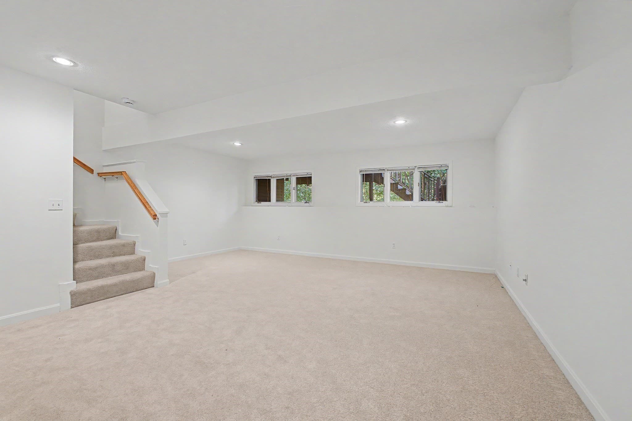 Condominium at 6 Lilac Ct # 6, Hopkinton MA 01748, Hopkinton, photo 23 of 31