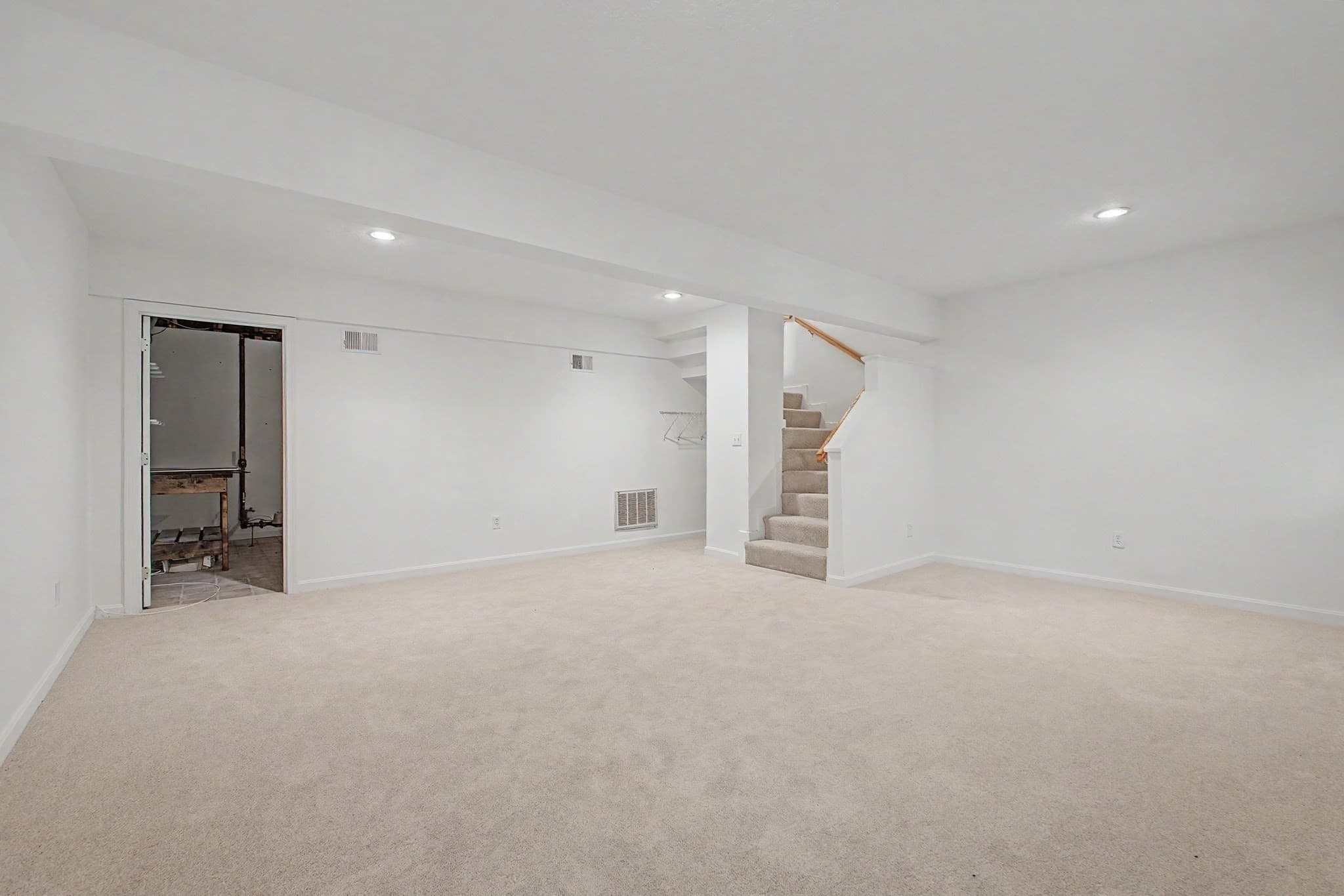 Condominium at 6 Lilac Ct # 6, Hopkinton MA 01748, Hopkinton, photo 24 of 31