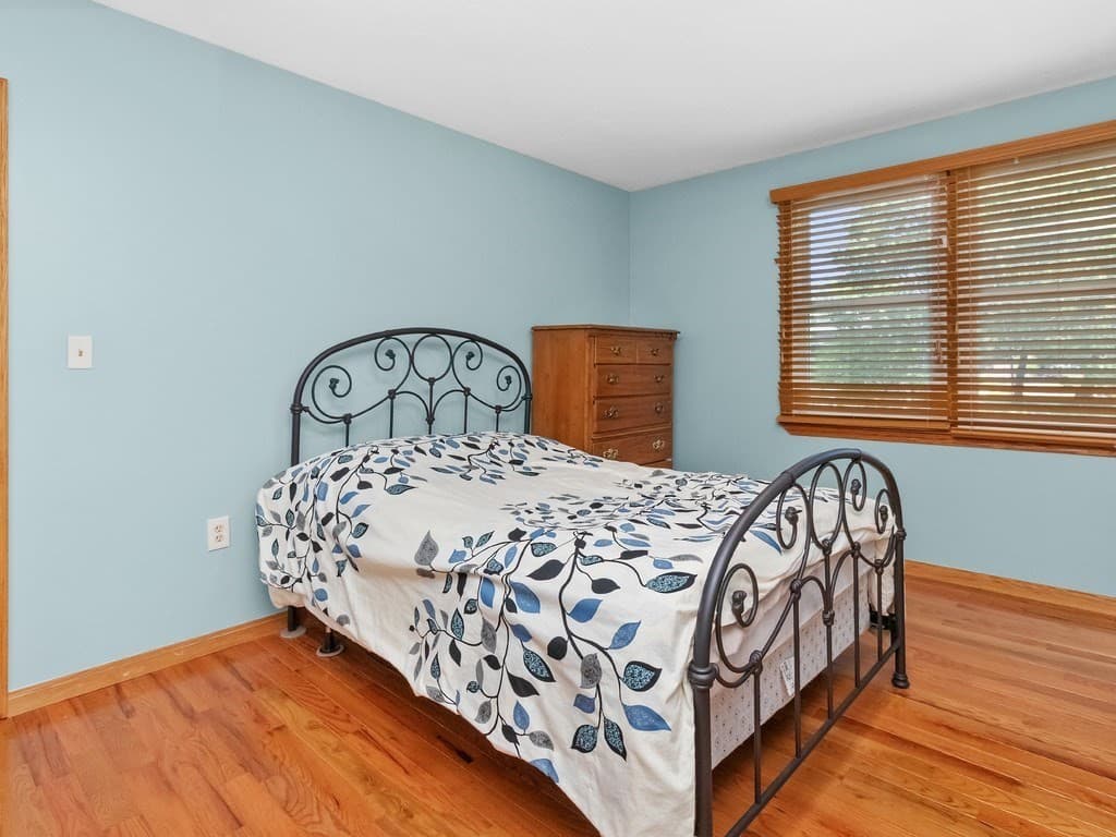137 Harrington Road, Waltham MA 02452 photo 14