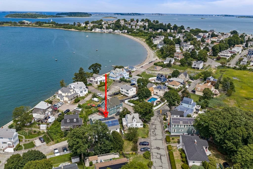 19 Brinsley Street, Quincy MA 02169