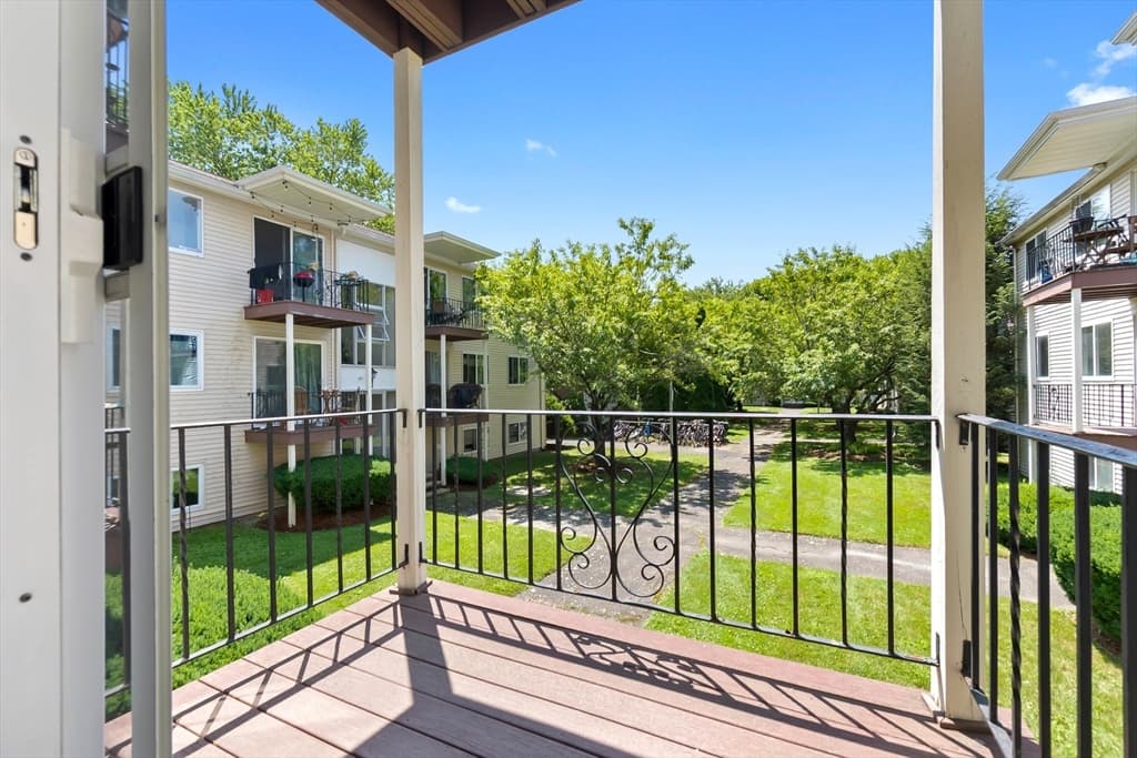 16 Appleton Park # C3, Ipswich MA 01938