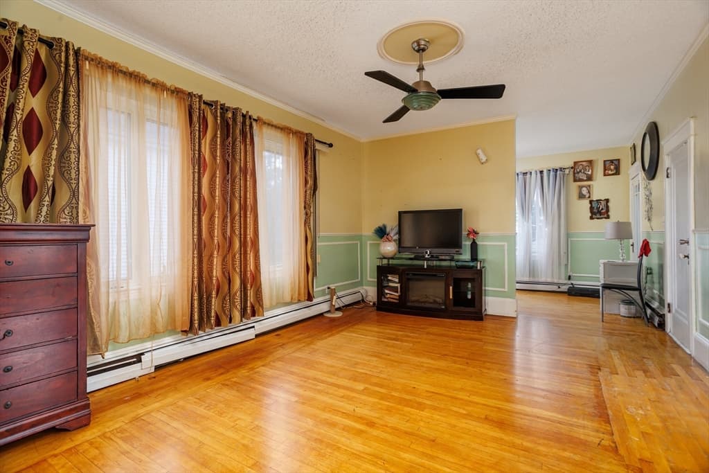 407-409 Belmont St, Fall River MA 02720 photo 12