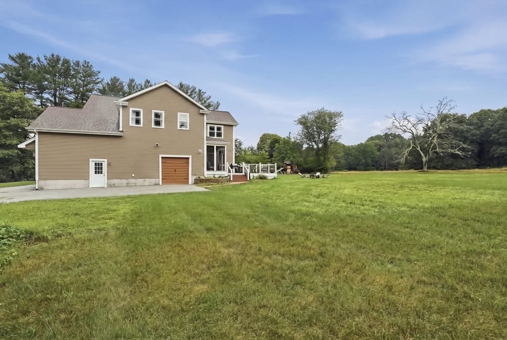 223 Tiffany St, Attleboro MA 02703 photo 30