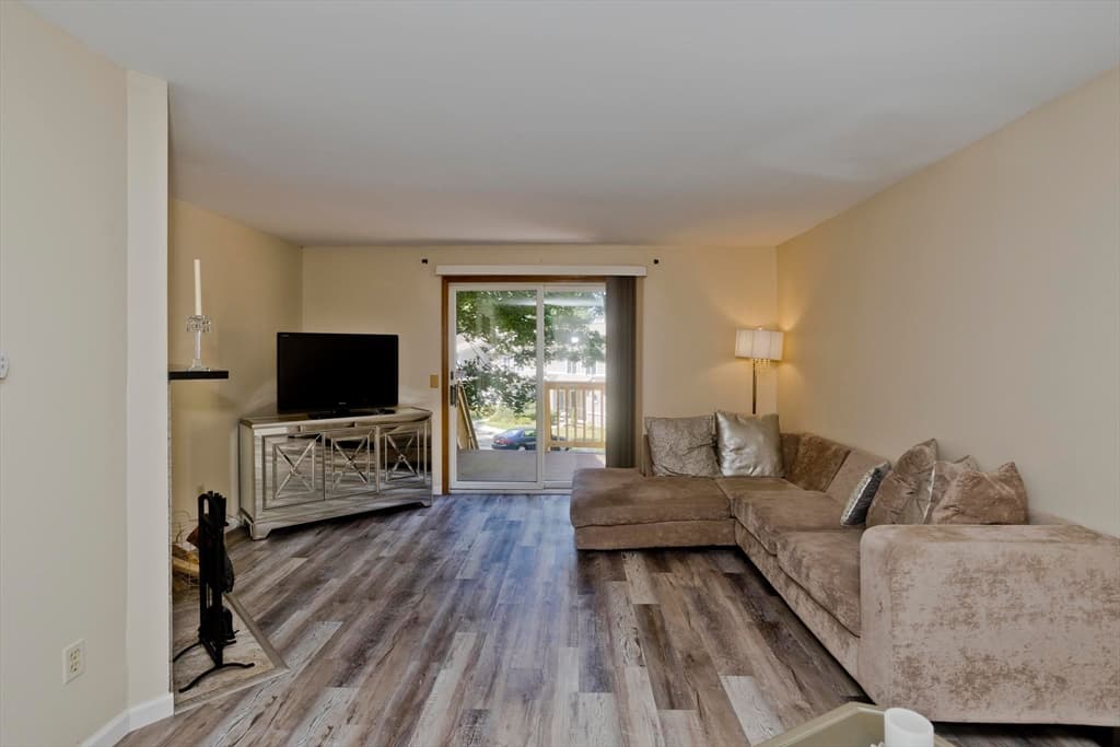 61 Abbey Memorial Dr # 187, Chicopee MA 01020 photo 8