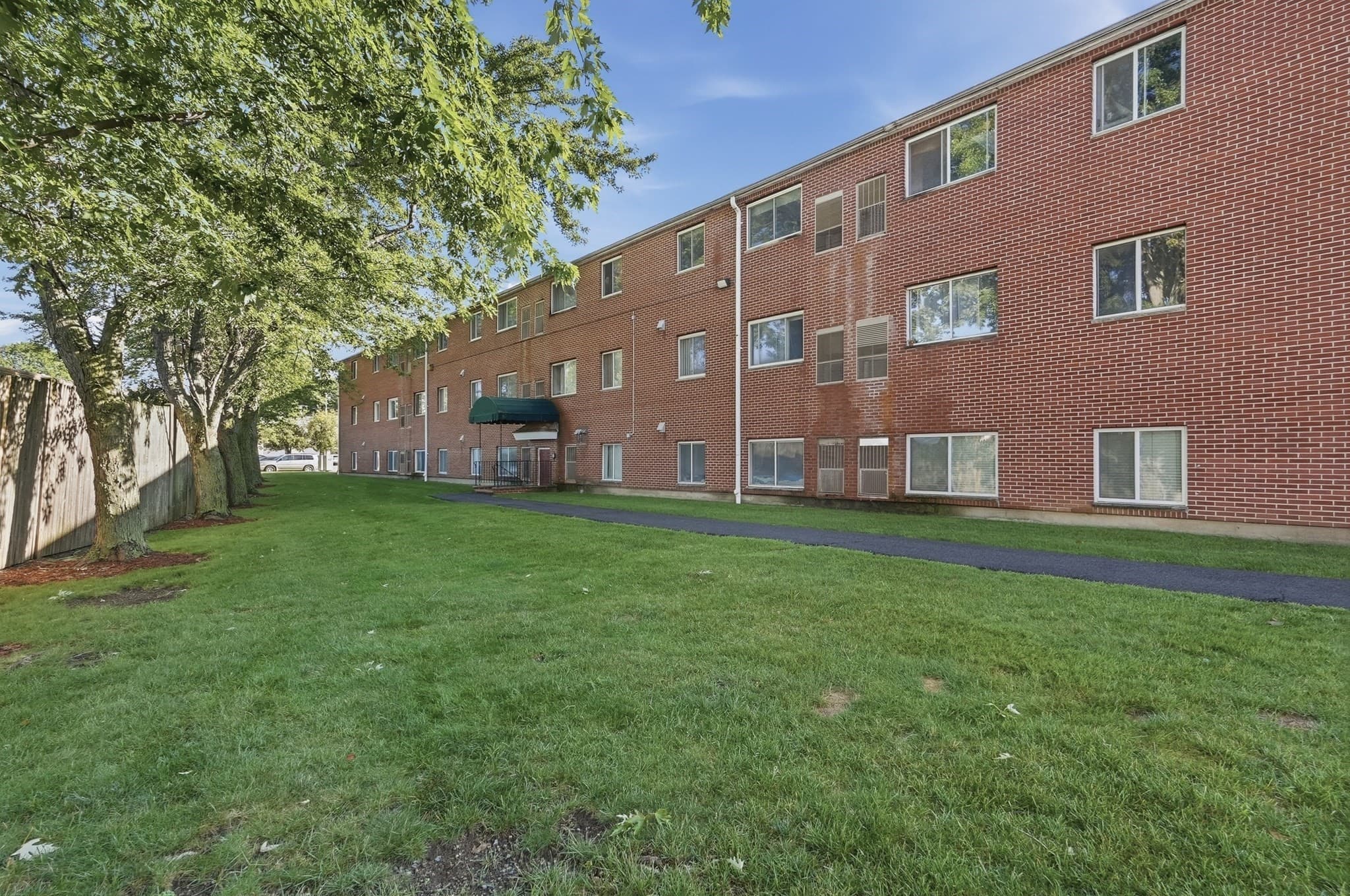 Condominium at 35 Prospect St # 309, Woburn MA 01801, Woburn, photo 28 of 28