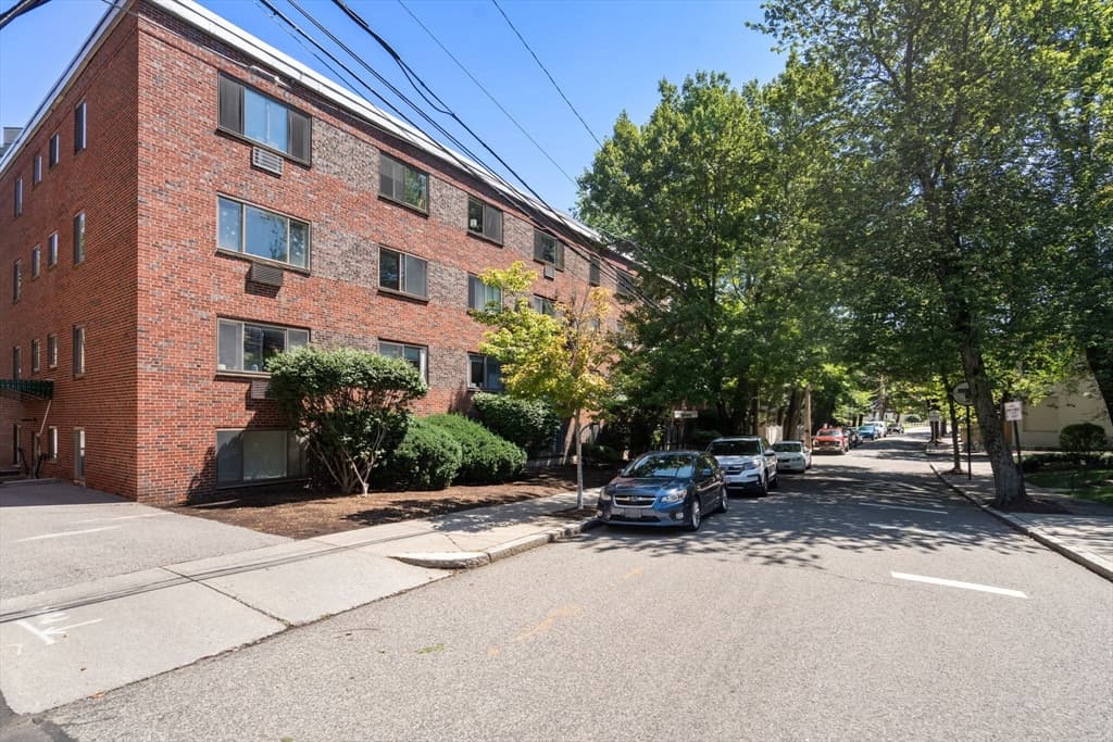 133 Beaconsfield Rd # 44, Brookline MA 02445 photo 26