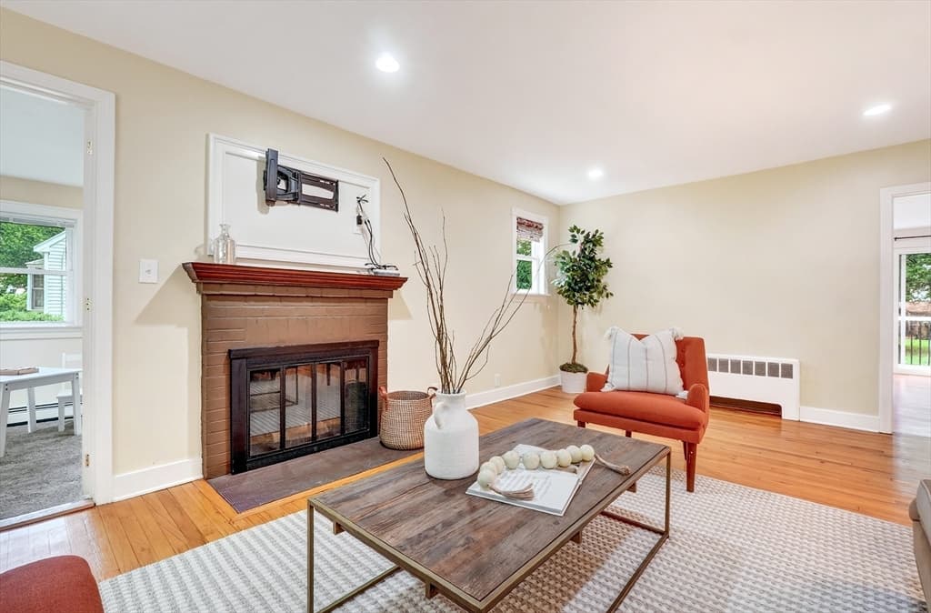 200 South Rd, Bedford MA 01730 photo 7