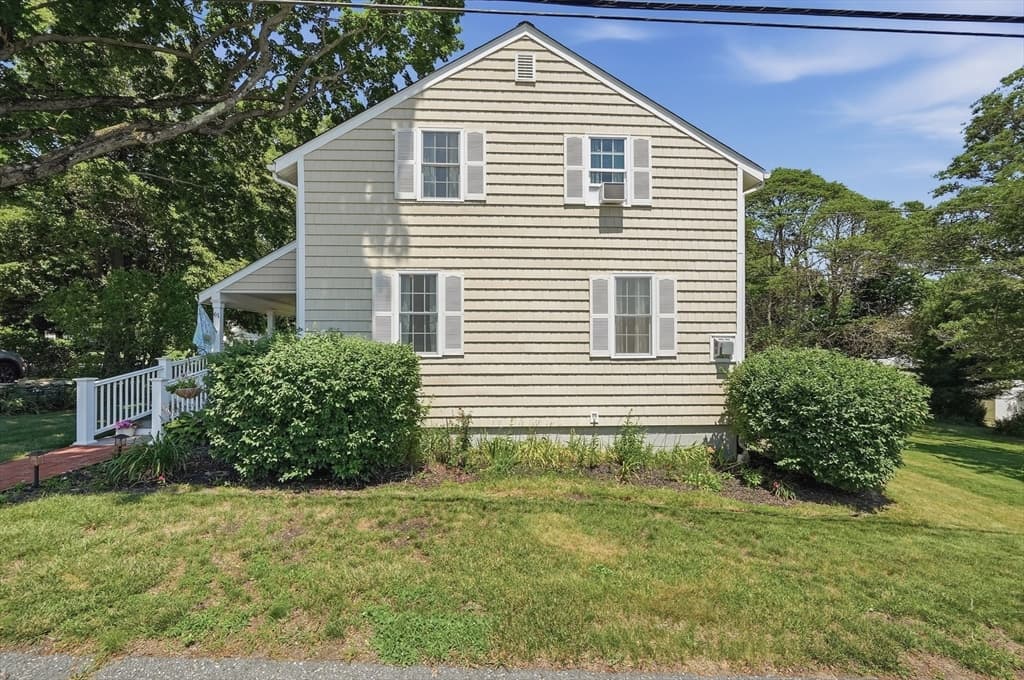 61 Houlton Street, Swansea MA 02777 photo 23