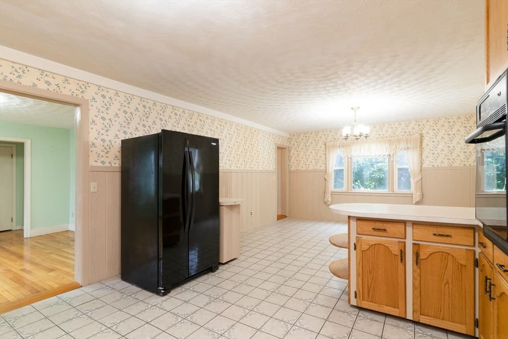 6 Maynard St, Webster MA 01570 photo 7