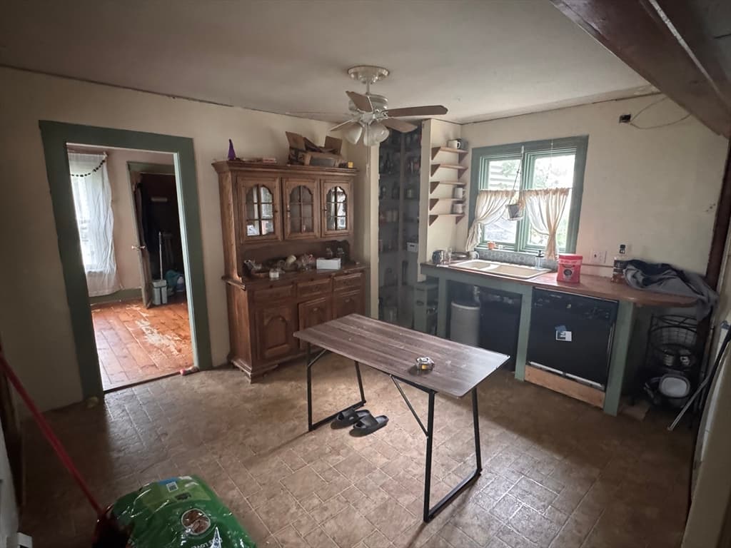 16 Water St, Southbridge MA 01550 photo 8