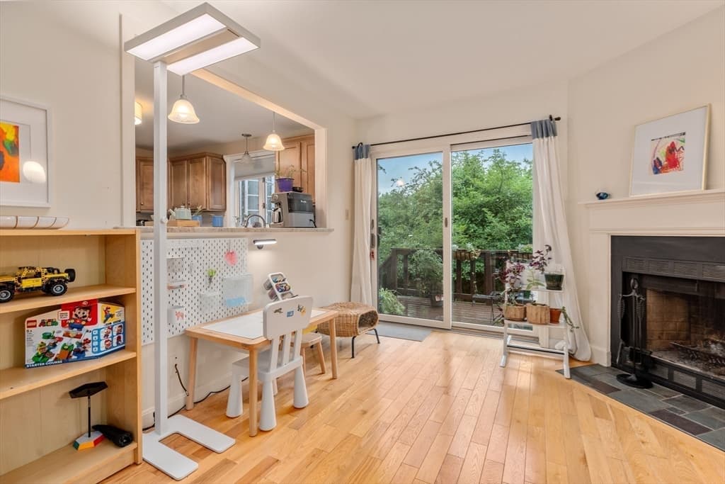 Condominium at 6 Deerfield Court # 6, Grafton MA 01519, Grafton, photo 11 of 30