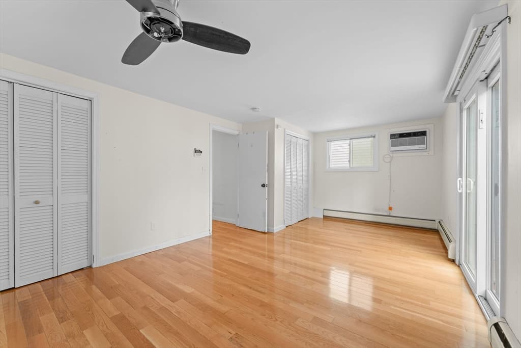 449 Frankfort St, Boston MA 02128 photo 13