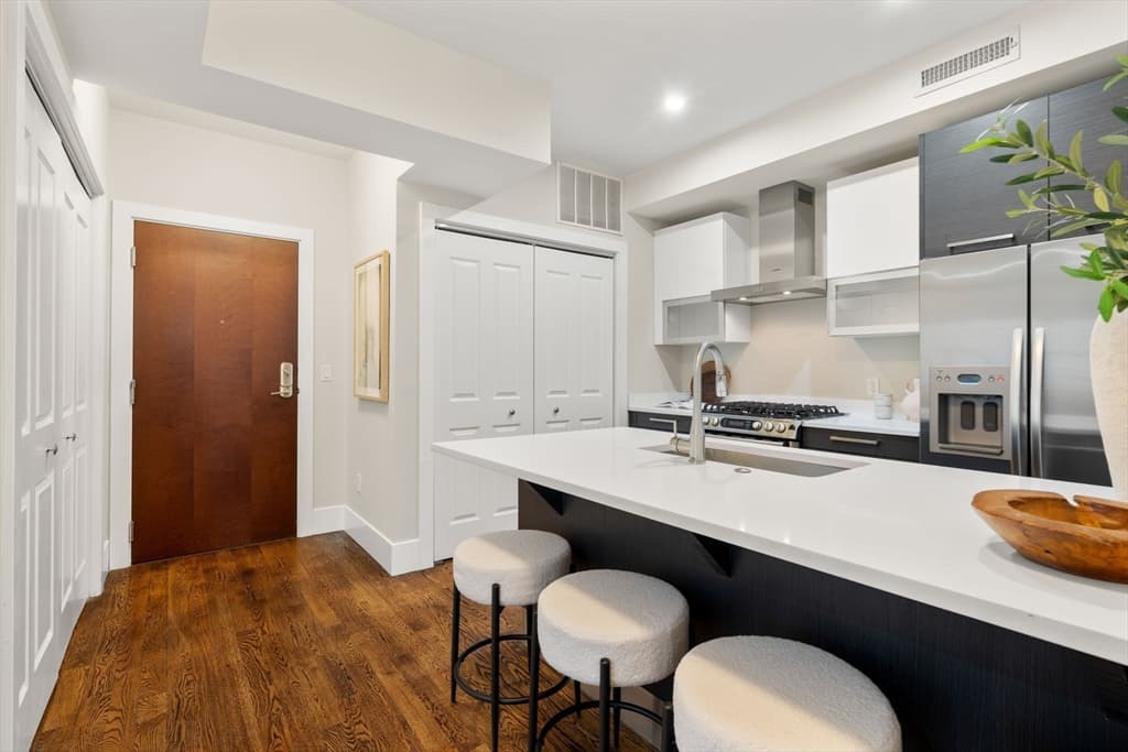 10 St George Street # 406, Boston MA 02118 photo 7