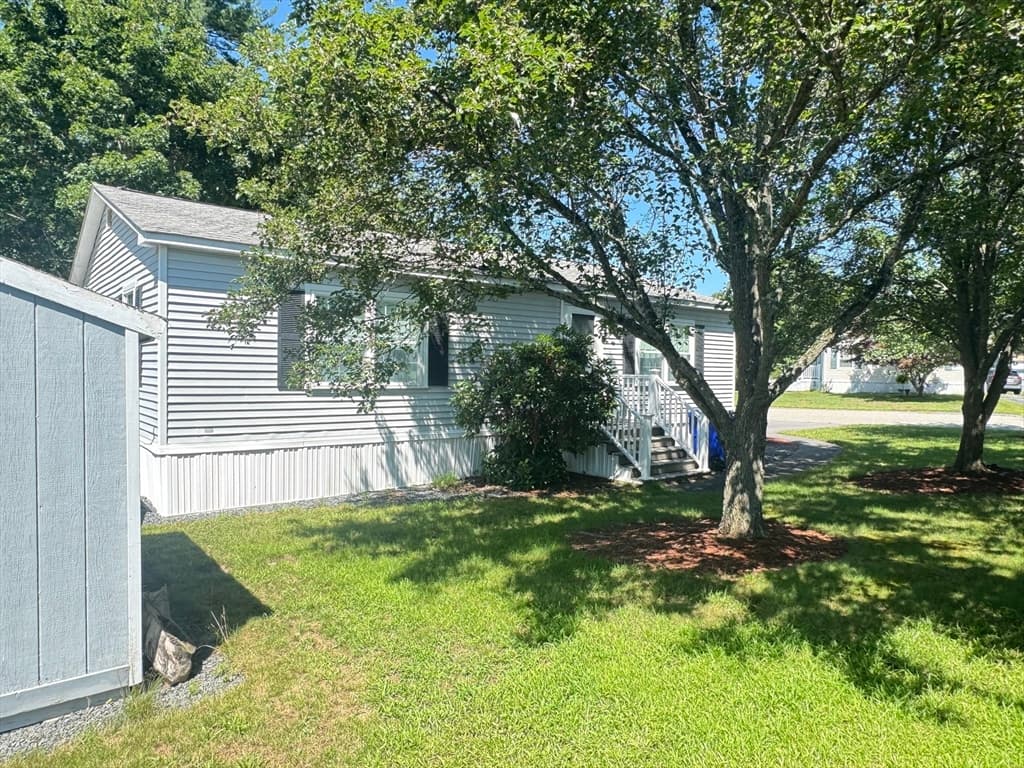 16 Puritan Road, Taunton MA 02780 photo 5