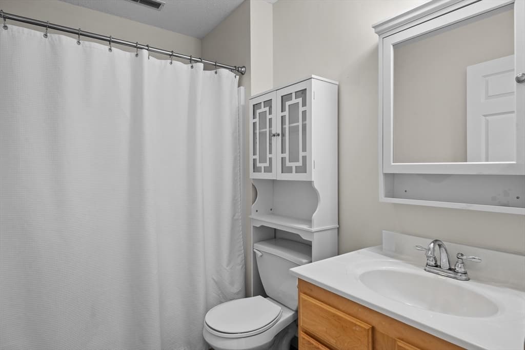 85 N Main St # 15, Belchertown MA 01007 photo 17
