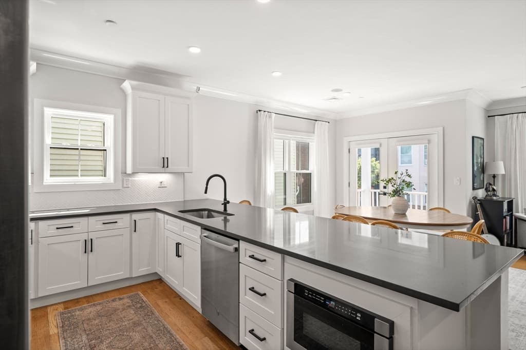 225-227 Havre Street # 1, Boston MA 02128 photo 6