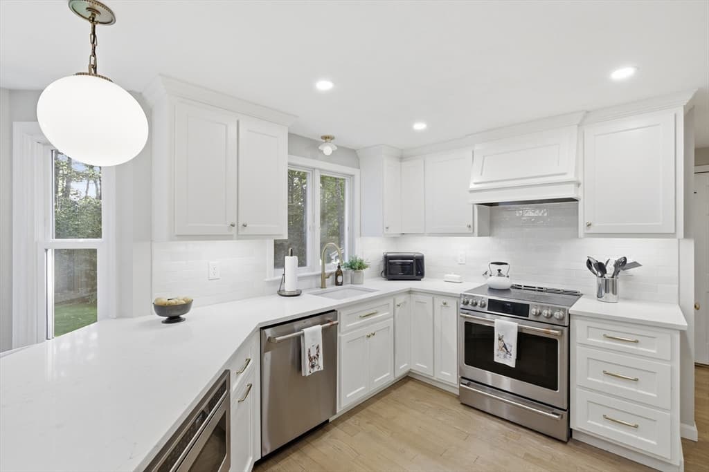 2 Harley Ln, Foxboro MA 02035 photo 12