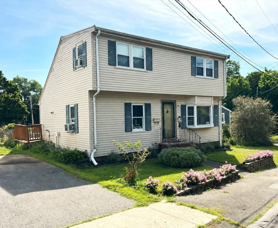 21 Burroughs St, Danvers MA 01923 photo 2