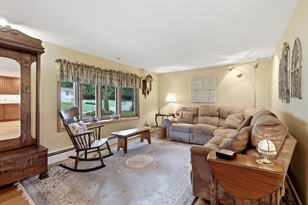 8 Linwood Dr, Wilbraham MA 01095 photo 16