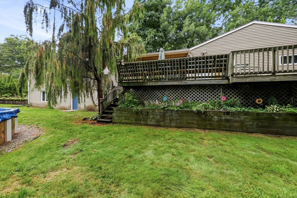 8 Linwood Dr, Wilbraham MA 01095 photo 8