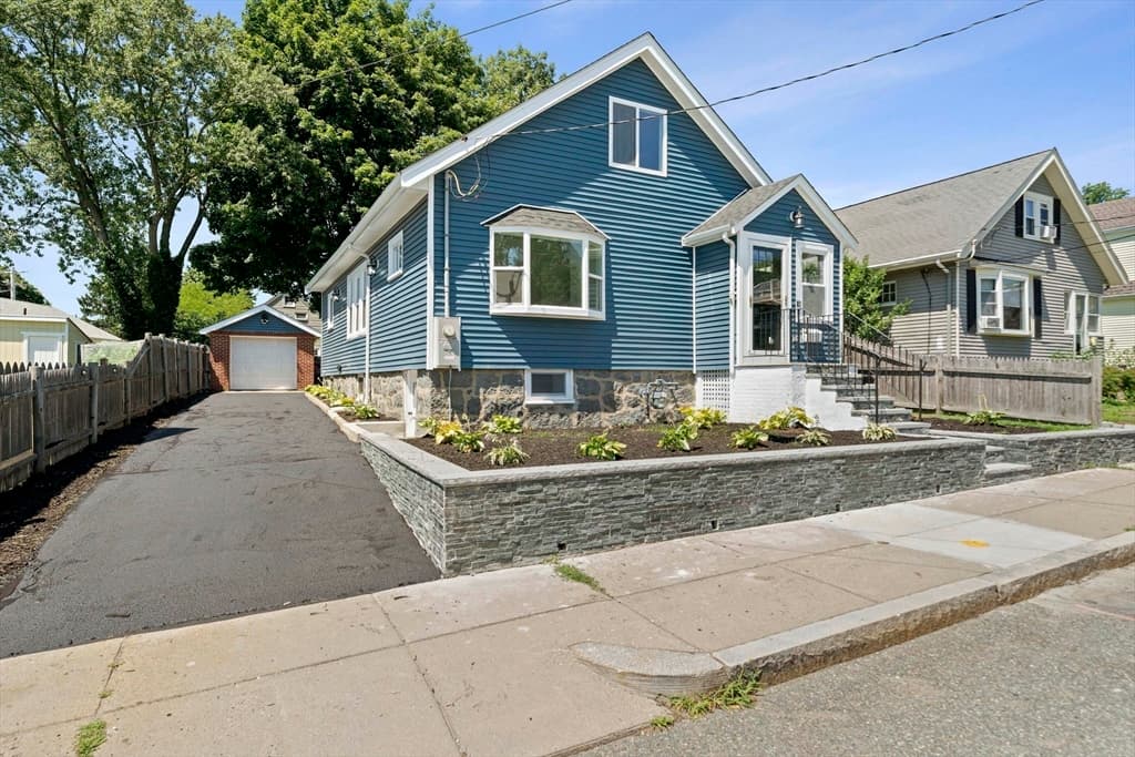 100 Keith St, Boston MA 02132 photo 3