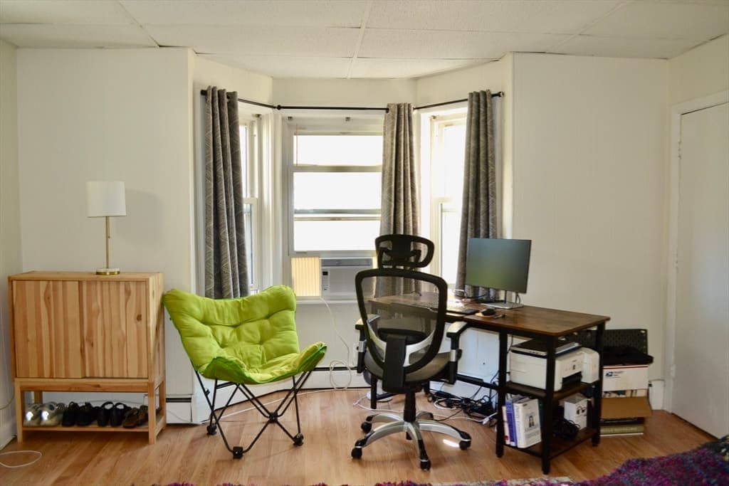 13 Howe St, Somerville MA 02145 photo 20