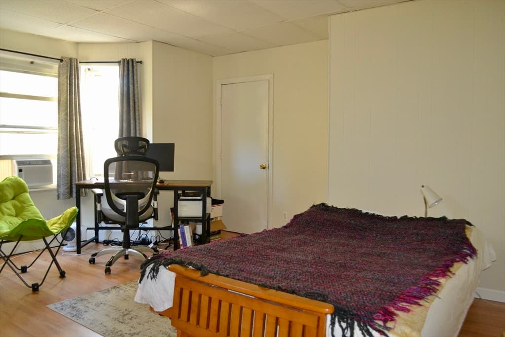 13 Howe St, Somerville MA 02145 photo 21