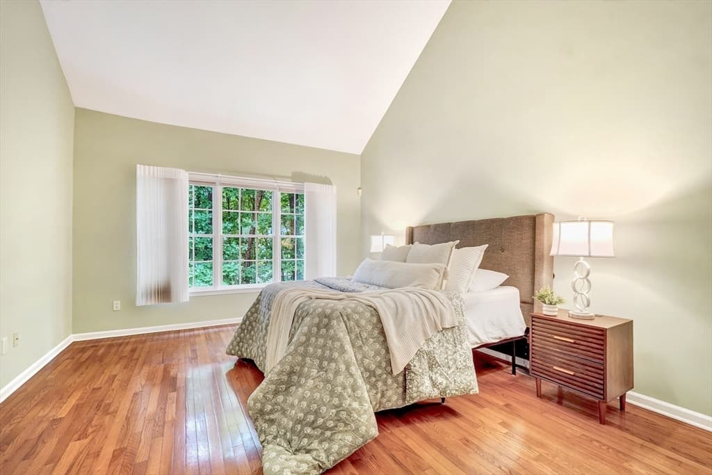 15 Hawthorne Lane # 15, Bedford MA 01730 photo 8